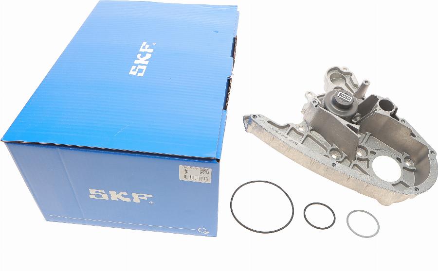 SKF VKPC 82390 - Водяний насос autozip.com.ua