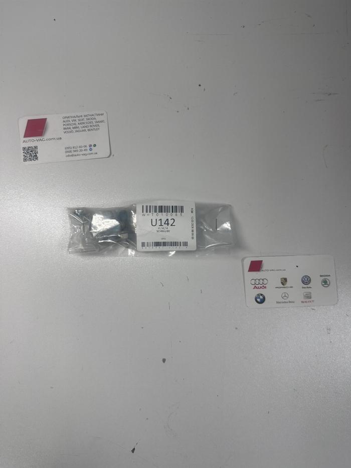 VAG WHT 010 085 - Болт, корпус скоби гальма autozip.com.ua
