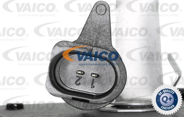 VAICO V10-8299 - Гальмівні колодки, дискові гальма autozip.com.ua