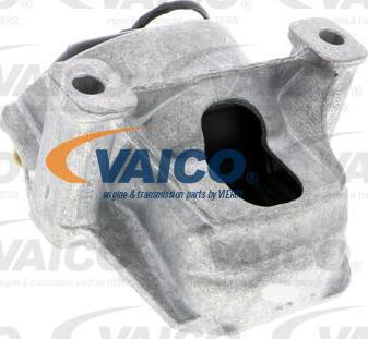 VAICO V10-2649 - Подушка, підвіска двигуна autozip.com.ua