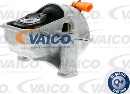VAICO V10-2647 - Подушка, підвіска двигуна autozip.com.ua