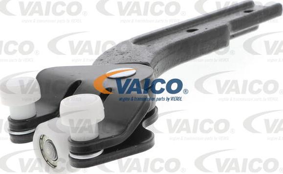 VAICO V20-2361 - Шланг радіатора autozip.com.ua