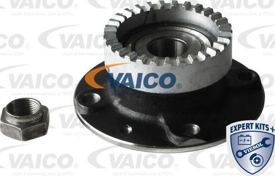 VAICO V22-1051 - Комплект підшипника маточини колеса autozip.com.ua