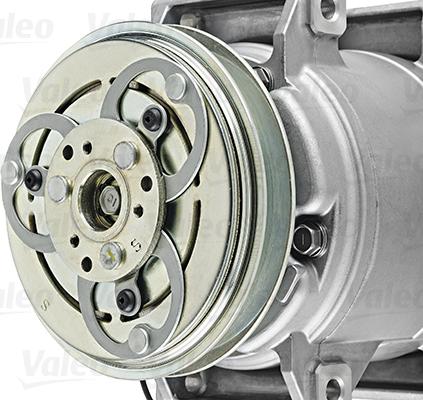 Valeo 815022 - Компресор, кондиціонер autozip.com.ua