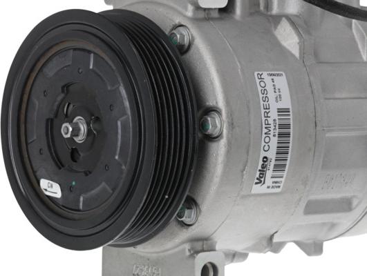 VALEO 813428 - Компресор, кондиціонер autozip.com.ua