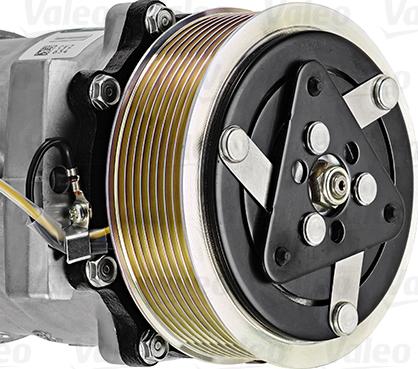 VALEO 813039 - Компресор, кондиціонер autozip.com.ua