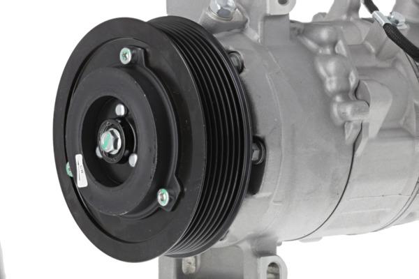 VALEO 813385 - Компресор, кондиціонер autozip.com.ua
