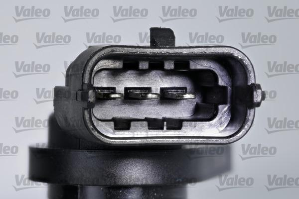 VALEO 366495 - Датчик, положення розподільного валу autozip.com.ua