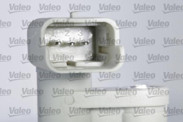 VALEO 366435 - Датчик, положення розподільного валу autozip.com.ua