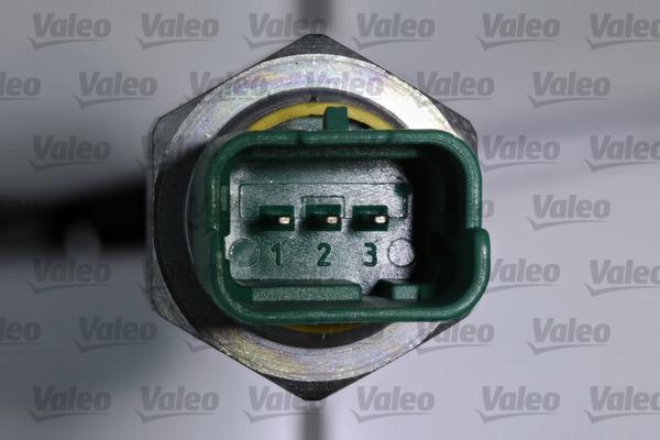 VALEO 366203 - Датчик, рівень моторного масла autozip.com.ua