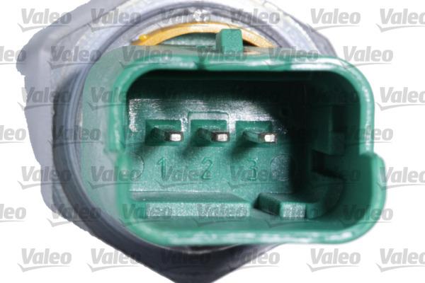VALEO 366225 - Датчик, рівень моторного масла autozip.com.ua