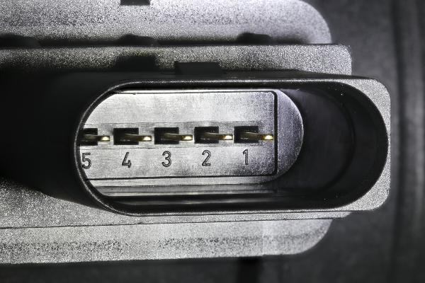 VALEO 367033 - Датчик потоку, маси повітря autozip.com.ua