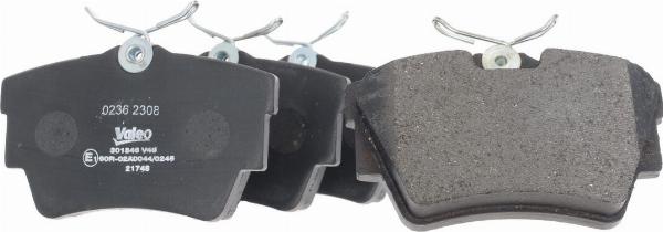 VALEO 301546 - Гальмівні колодки, дискові гальма autozip.com.ua