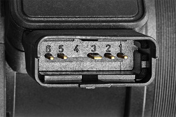 VALEO 253747 - Датчик потоку, маси повітря autozip.com.ua