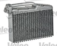 Valeo 715305 - Теплообмінник, опалення салону autozip.com.ua
