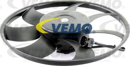 Vemo V46-01-1304 - Вентилятор, охолодження двигуна autozip.com.ua