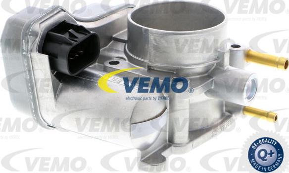 Vemo V40-81-0008 - Патрубок дросельної заслінки autozip.com.ua