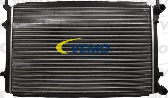 Vemo V15-60-5049 - Радіатор, охолодження двигуна autozip.com.ua