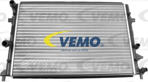 Vemo V15-60-6050 - Радіатор, охолодження двигуна autozip.com.ua