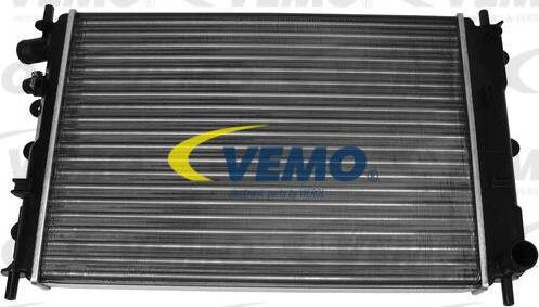 Vemo V25-60-0014 - Радіатор, охолодження двигуна autozip.com.ua