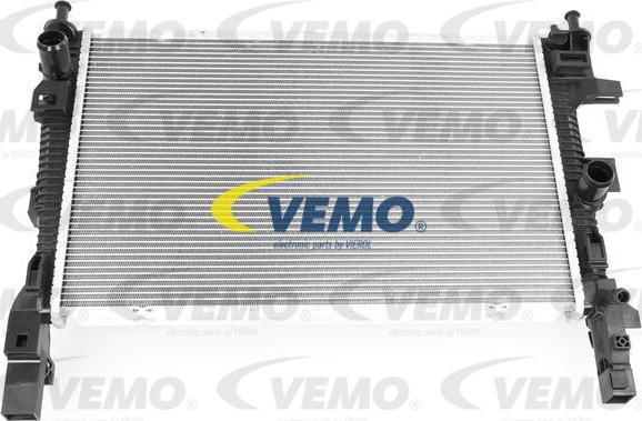 Vemo V25-60-3015 - Радіатор, охолодження двигуна autozip.com.ua