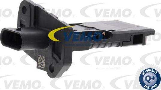 Vemo V20-72-0177 - Датчик потоку, маси повітря autozip.com.ua