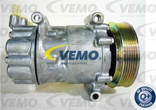 Vemo V22-15-0010 - Компресор, кондиціонер autozip.com.ua